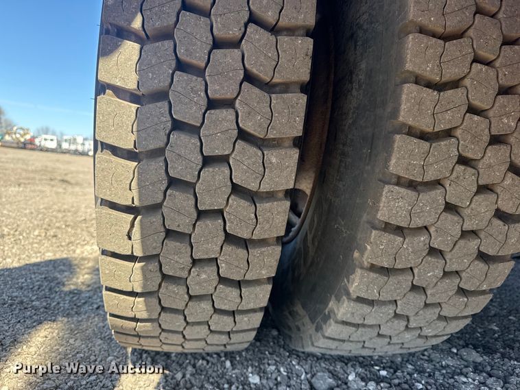 image for item EG2155 2012 Freightliner Business Class M2 utility / service truck