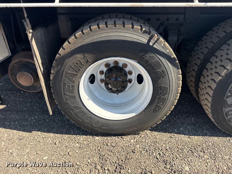 image for item EG2155 2012 Freightliner Business Class M2 utility / service truck