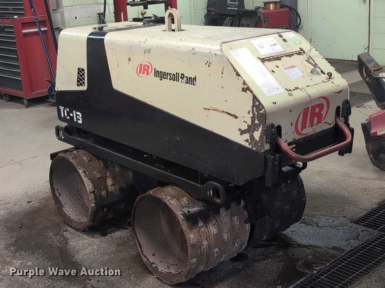 image for item EG2693 Ingersoll Rand TC-13 trench compactor