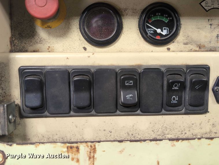 image for item EG2693 Ingersoll Rand TC-13 trench compactor