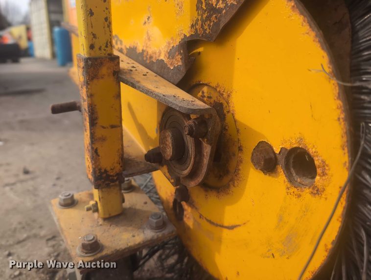 image for item EG2694 MB broom