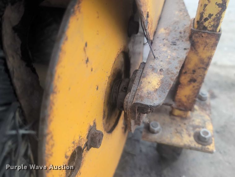 image for item EG2694 MB broom