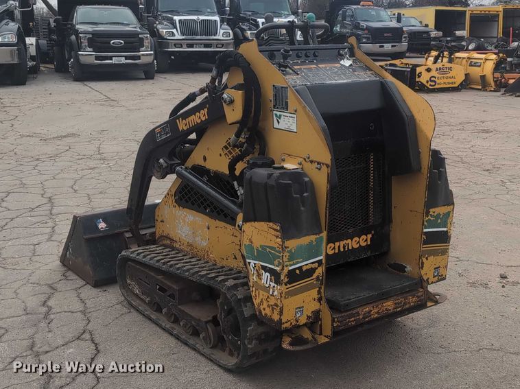 image for item EG2696 2008 Vermeer S600TX compact utility loader