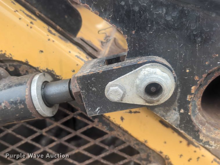 image for item EG2696 2008 Vermeer S600TX compact utility loader