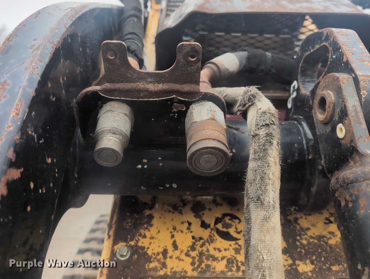 image for item EG2696 2008 Vermeer S600TX compact utility loader