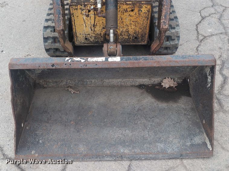 image for item EG2696 2008 Vermeer S600TX compact utility loader