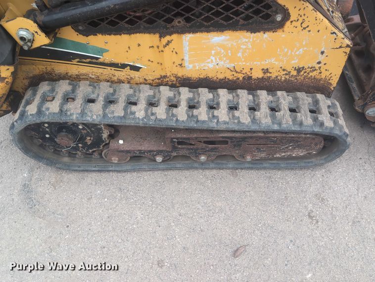 image for item EG2696 2008 Vermeer S600TX compact utility loader