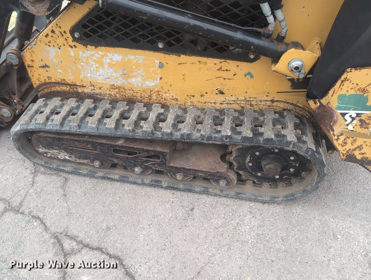 image for item EG2696 2008 Vermeer S600TX compact utility loader