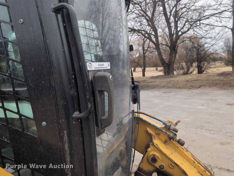 image for item EG2699 2012 Caterpillar 289C2 tracked skid steer loader