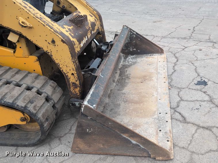 image for item EG2699 2012 Caterpillar 289C2 tracked skid steer loader