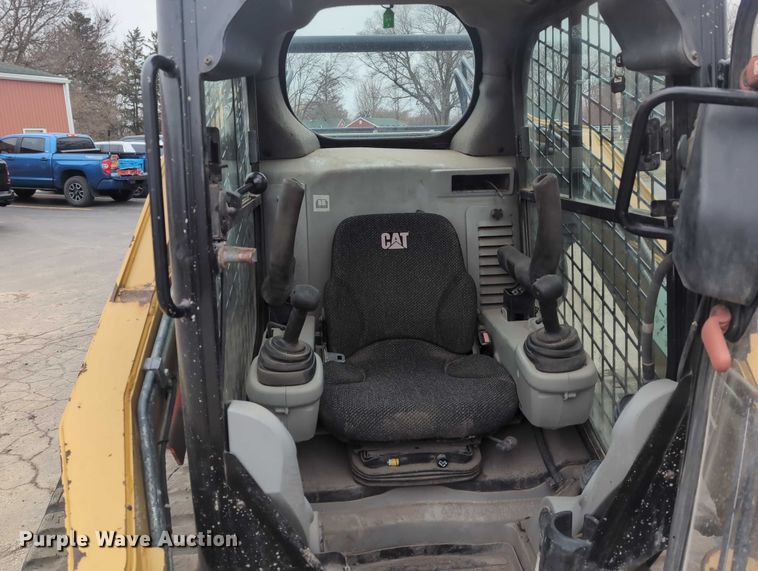 image for item EG2699 2012 Caterpillar 289C2 tracked skid steer loader