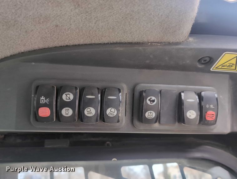 image for item EG2699 2012 Caterpillar 289C2 tracked skid steer loader