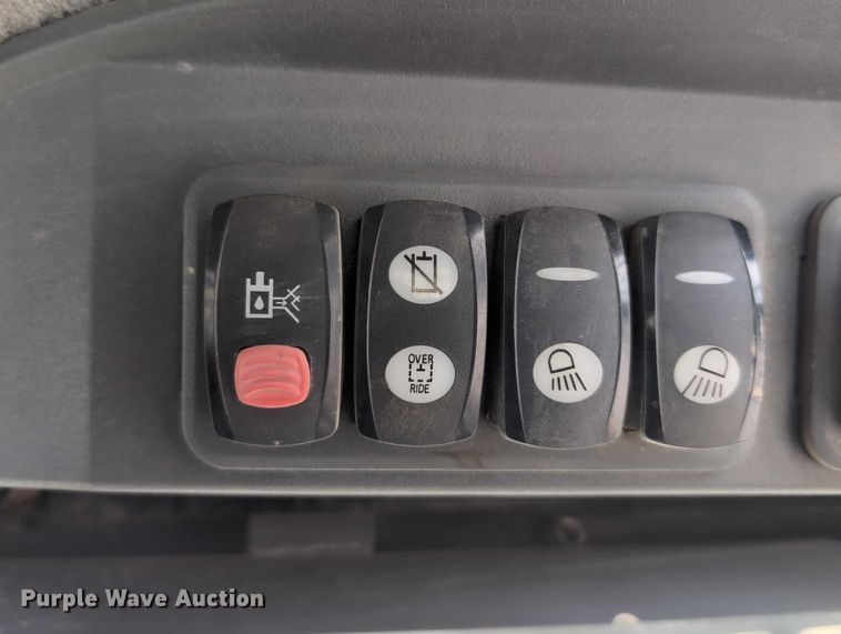 image for item EG2699 2012 Caterpillar 289C2 tracked skid steer loader