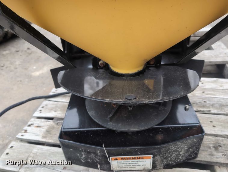 image for item EG2700 (2) spreaders