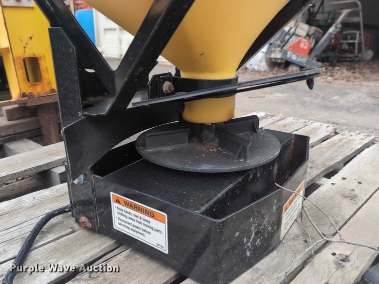 image for item EG2700 (2) spreaders