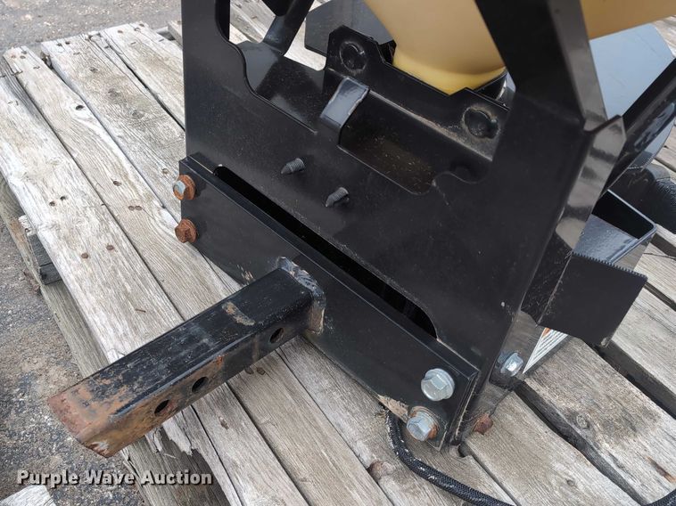 image for item EG2700 (2) spreaders