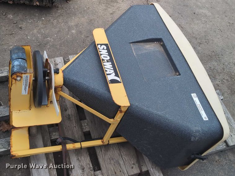 image for item EG2700 (2) spreaders