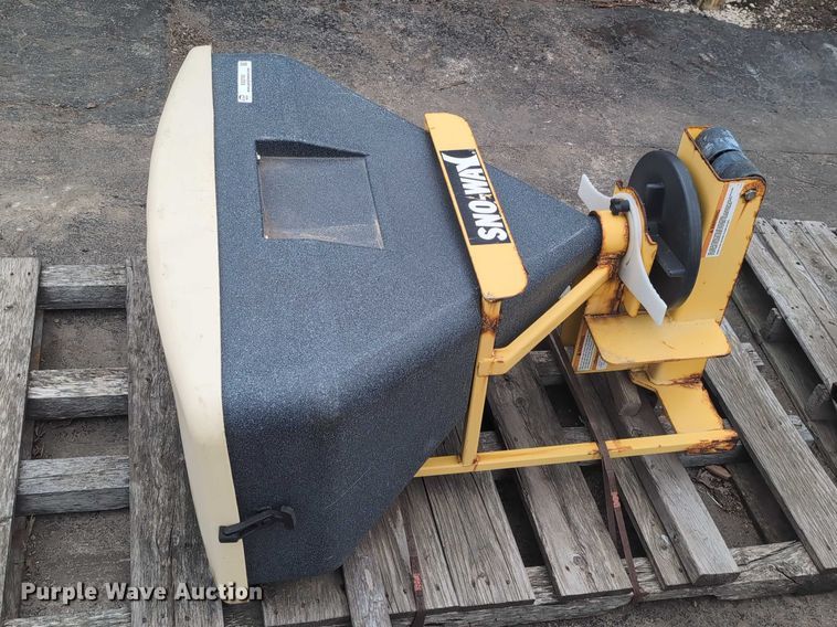 image for item EG2700 (2) spreaders