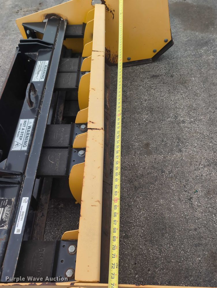 image for item EG2701 Artic 6CMPT skid steer snow pusher