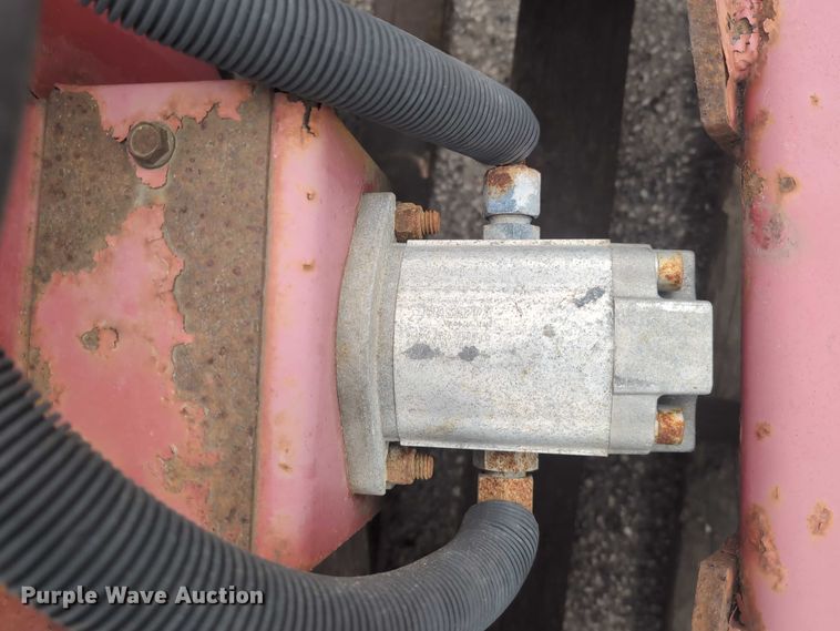 image for item EG2710 2006 Toro 22456 compact utility loader snow blower