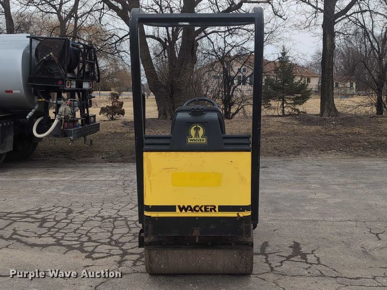 image for item EG2711 1999 Wacker RD11A double drum roller