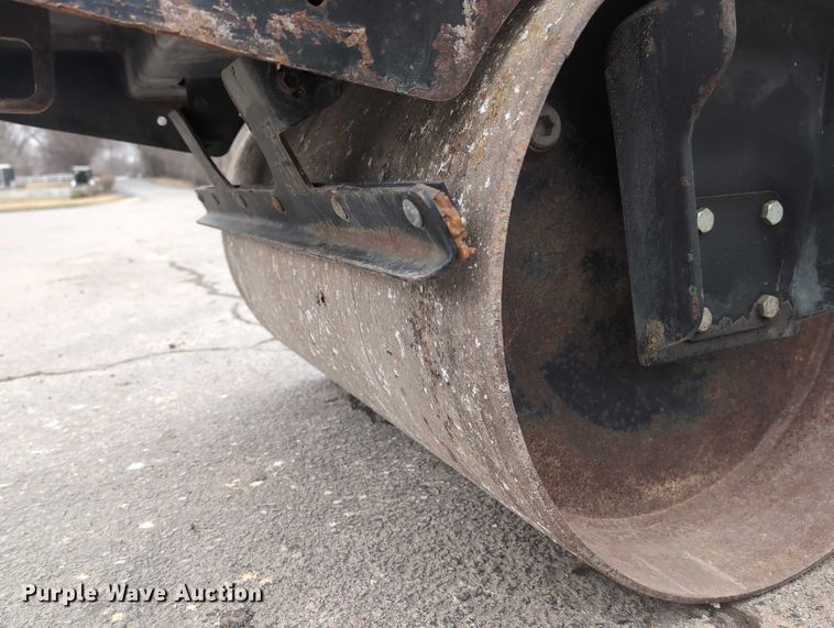 image for item EG2711 1999 Wacker RD11A double drum roller