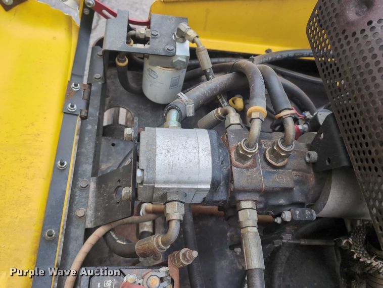 image for item EG2711 1999 Wacker RD11A double drum roller