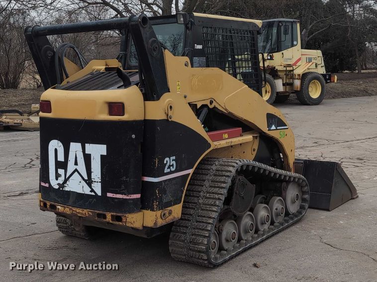 image for item EG2722 2007 Caterpillar 257B tracked skid steer loader