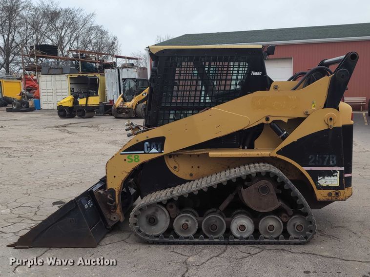 image for item EG2722 2007 Caterpillar 257B tracked skid steer loader