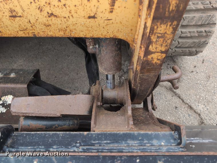 image for item EG2722 2007 Caterpillar 257B tracked skid steer loader