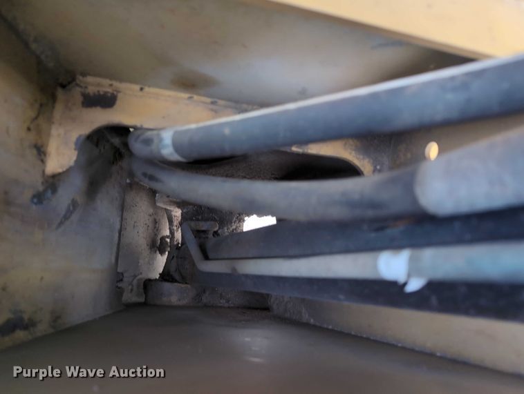 image for item EG2722 2007 Caterpillar 257B tracked skid steer loader