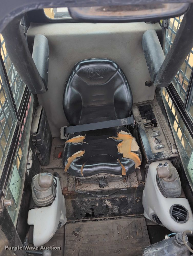 image for item EG2722 2007 Caterpillar 257B tracked skid steer loader