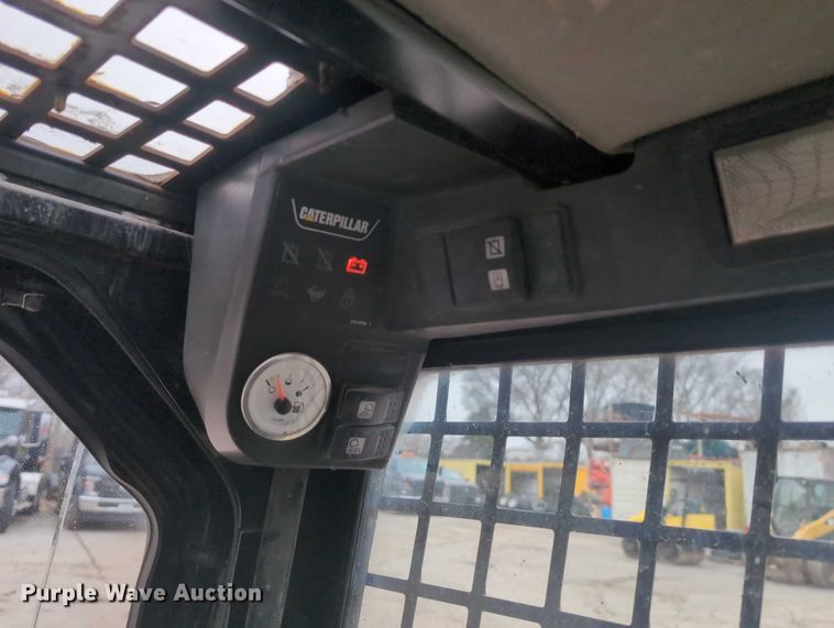 image for item EG2722 2007 Caterpillar 257B tracked skid steer loader