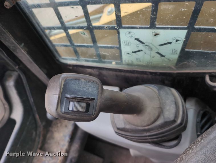 image for item EG2722 2007 Caterpillar 257B tracked skid steer loader