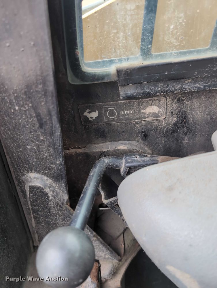 image for item EG2722 2007 Caterpillar 257B tracked skid steer loader