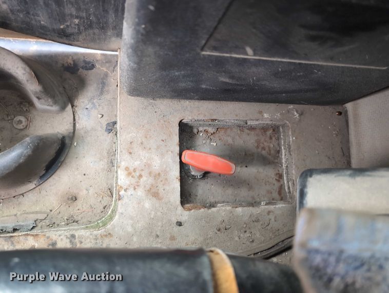 image for item EG2722 2007 Caterpillar 257B tracked skid steer loader