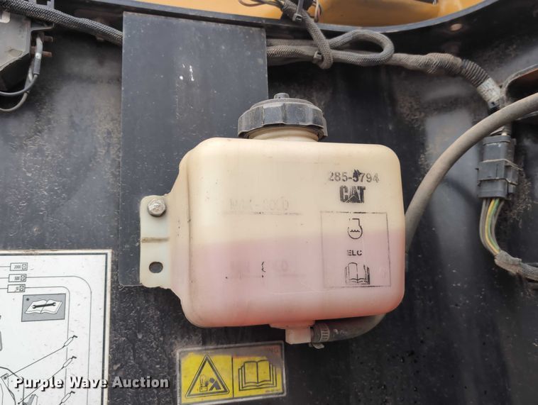 image for item EG2722 2007 Caterpillar 257B tracked skid steer loader