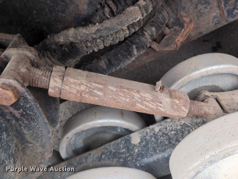 image for item EG2722 2007 Caterpillar 257B tracked skid steer loader