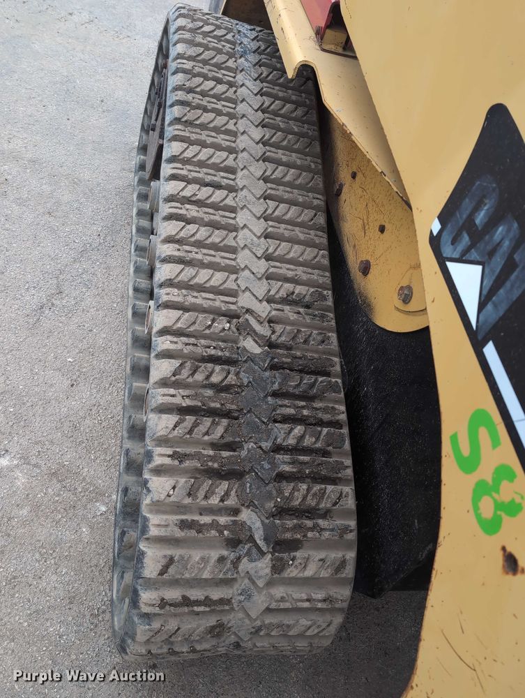 image for item EG2722 2007 Caterpillar 257B tracked skid steer loader