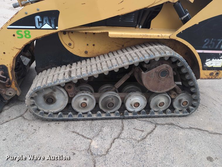 image for item EG2722 2007 Caterpillar 257B tracked skid steer loader
