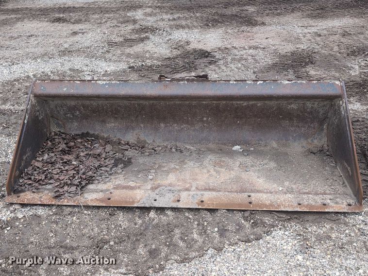 image for item EG2725 Caterpillar skid steer bucket