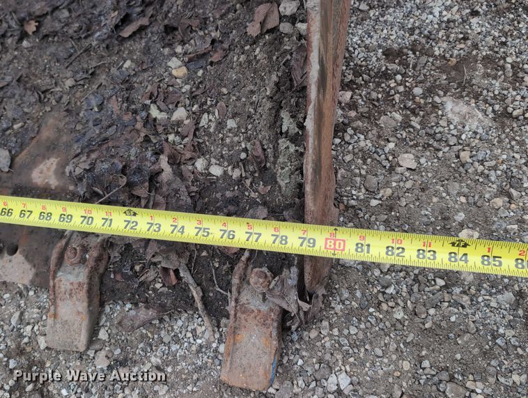 image for item EG2726 2013 Caterpillar 262C2 skid steer loader