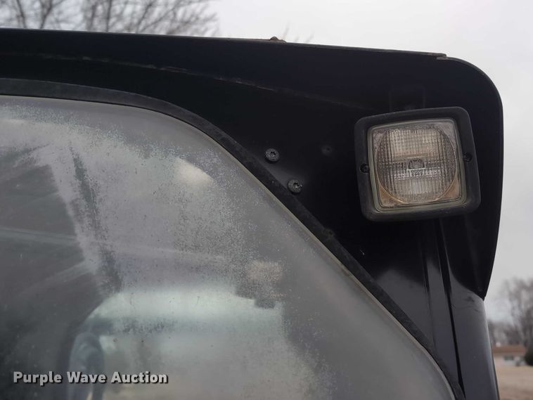 image for item EG2726 2013 Caterpillar 262C2 skid steer loader