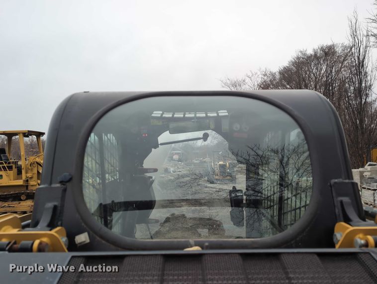 image for item EG2726 2013 Caterpillar 262C2 skid steer loader