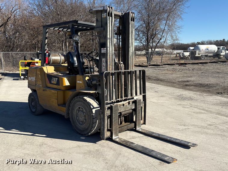 image for item EI5702 Caterpillar GP45K1 forklift