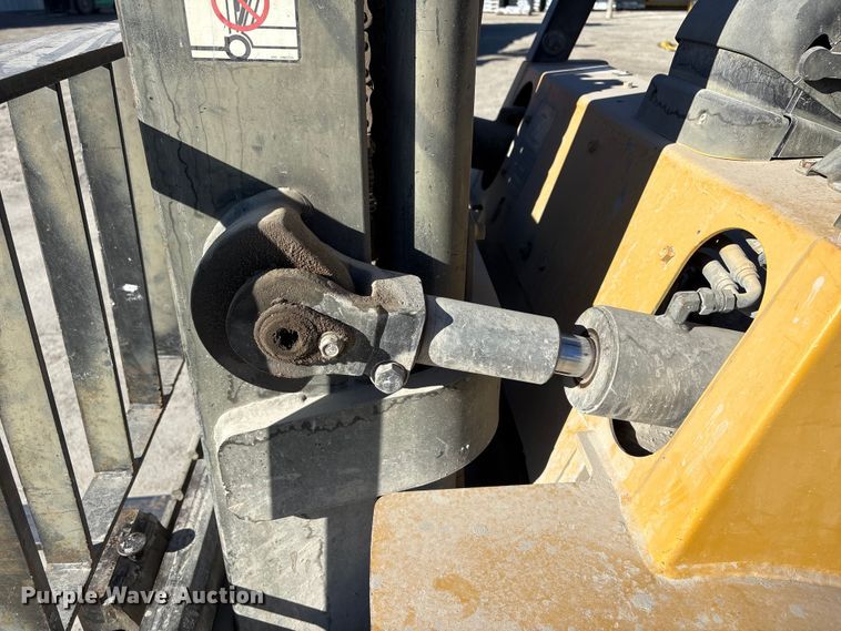 image for item EI5702 Caterpillar GP45K1 forklift