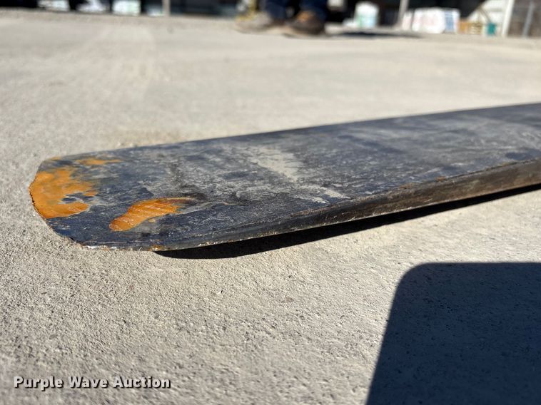 image for item EI5702 Caterpillar GP45K1 forklift