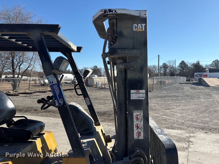 image for item EI5702 Caterpillar GP45K1 forklift