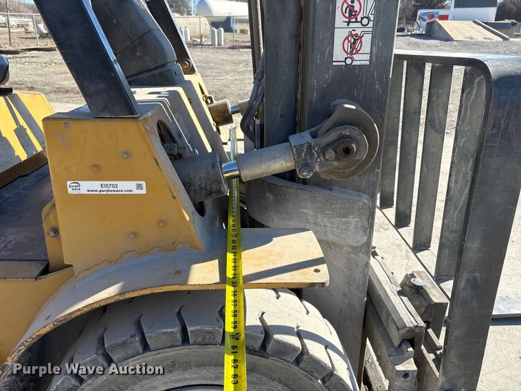 image for item EI5702 Caterpillar GP45K1 forklift