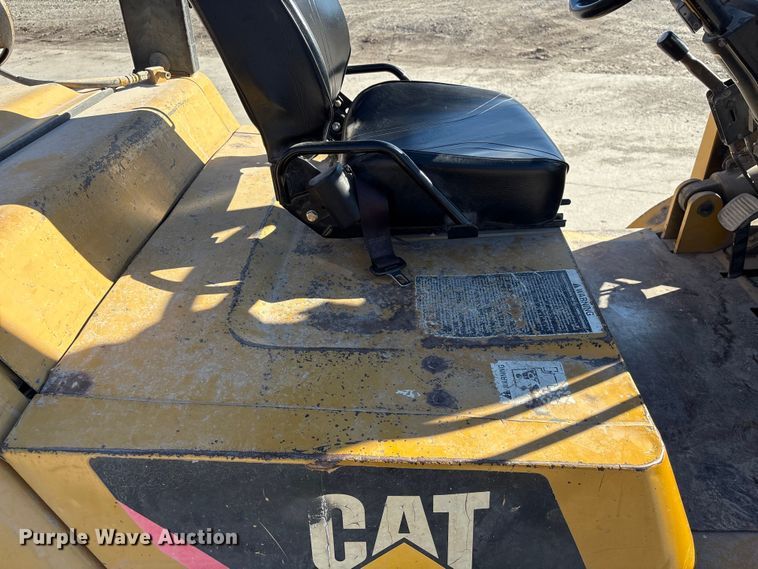 image for item EI5702 Caterpillar GP45K1 forklift